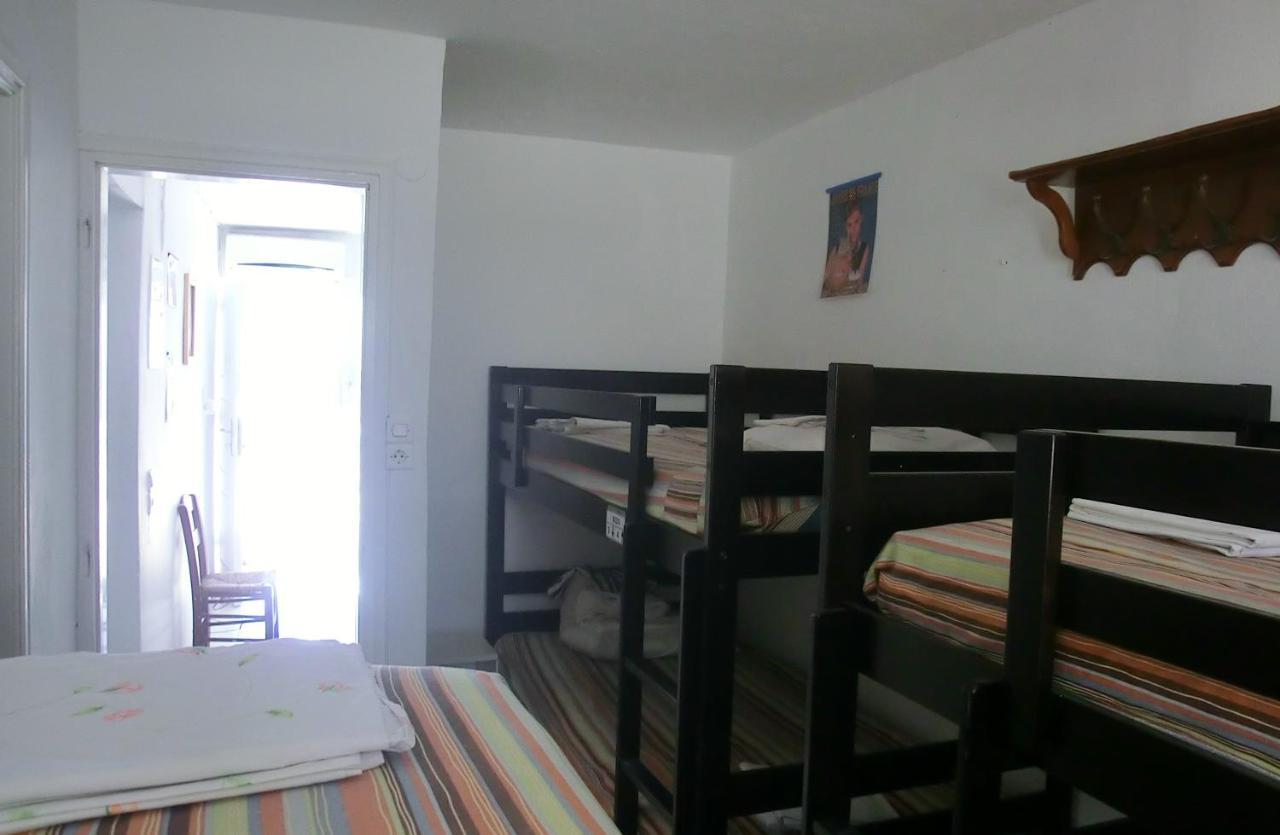 Santorini Camping & Hostel Φηρά Εξωτερικό φωτογραφία
