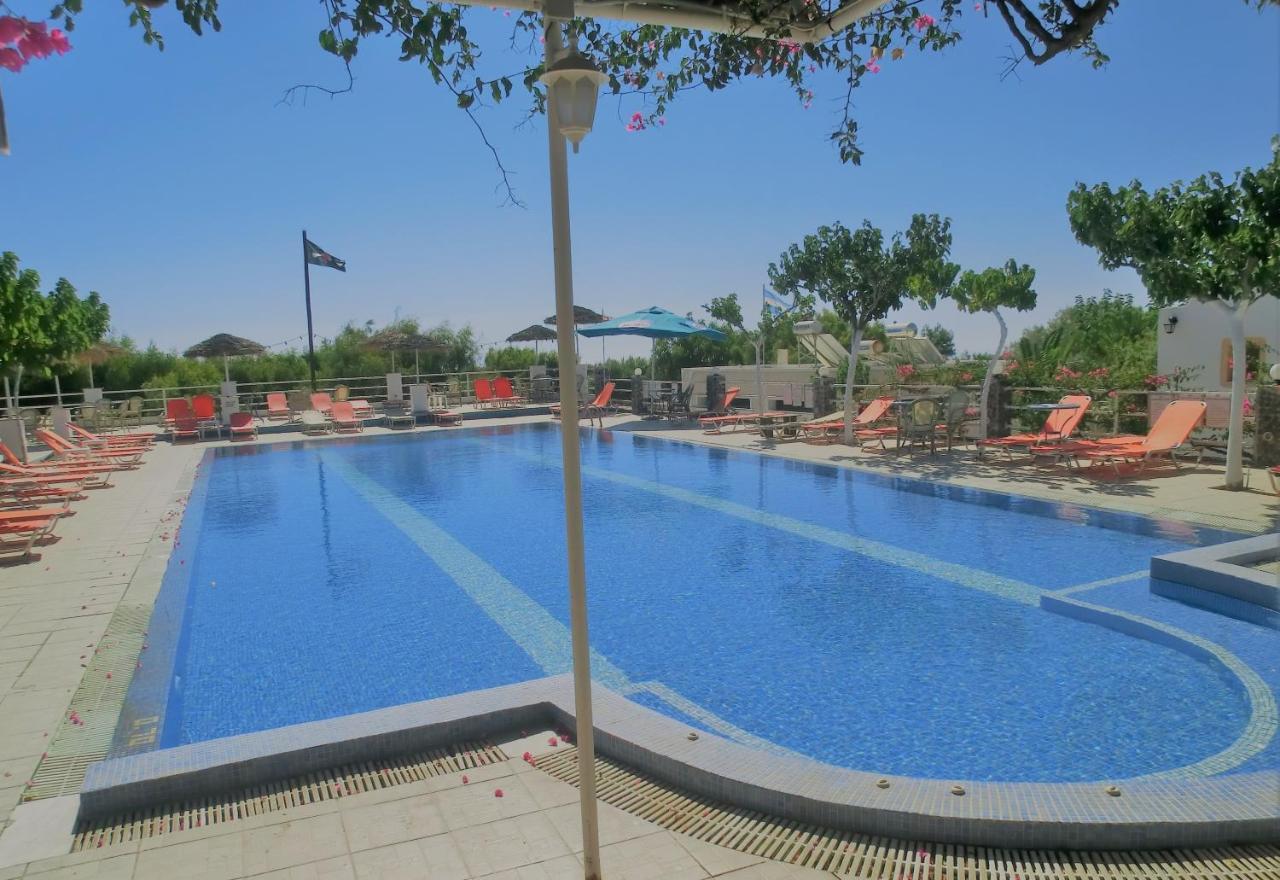 Santorini Camping & Hostel Φηρά Εξωτερικό φωτογραφία