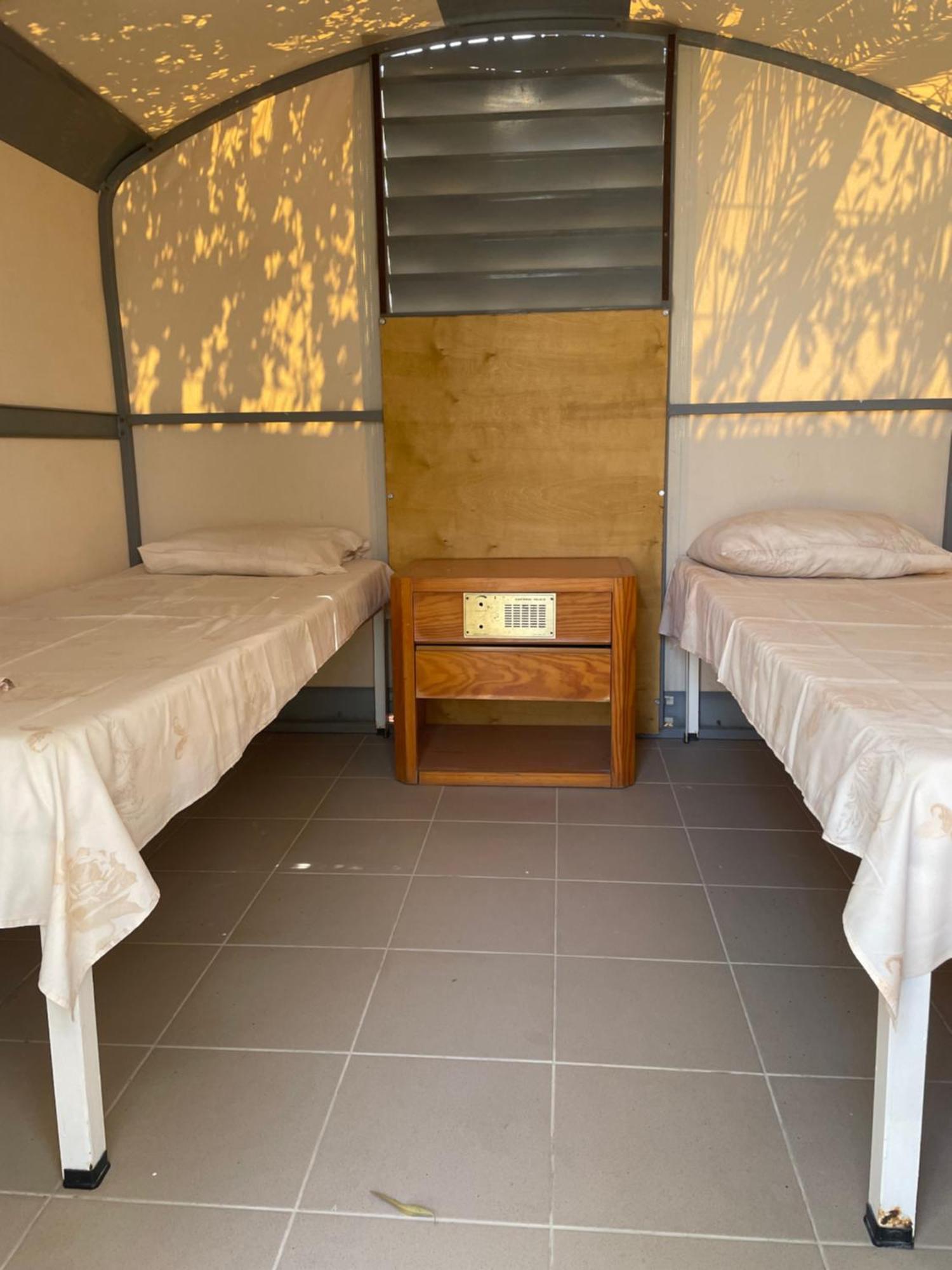Santorini Camping & Hostel Φηρά Εξωτερικό φωτογραφία